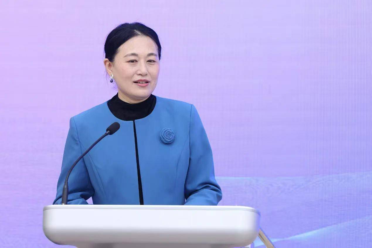 北语教授张爱玲被证实系在清华校内遭树砸身亡！企业违规作业